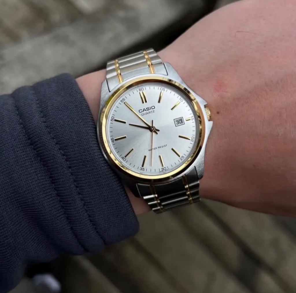 casio couple silver and gold