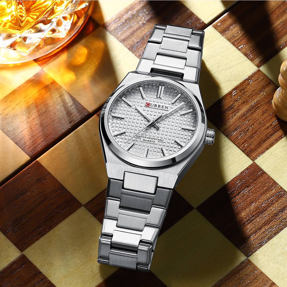 Curren couple silver and white